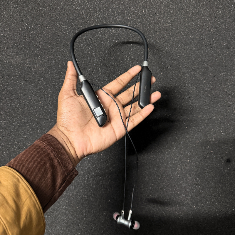 Pro Sound Long Battery Neckband Earphones