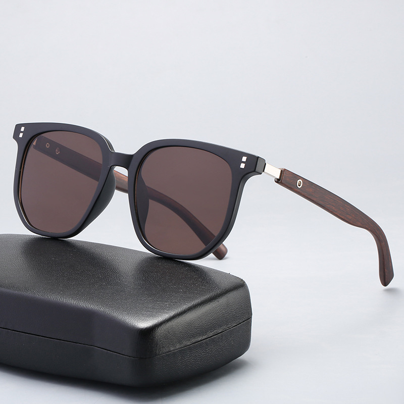 Vintage Style UV400 Unisex Wooden Shade Sunglass