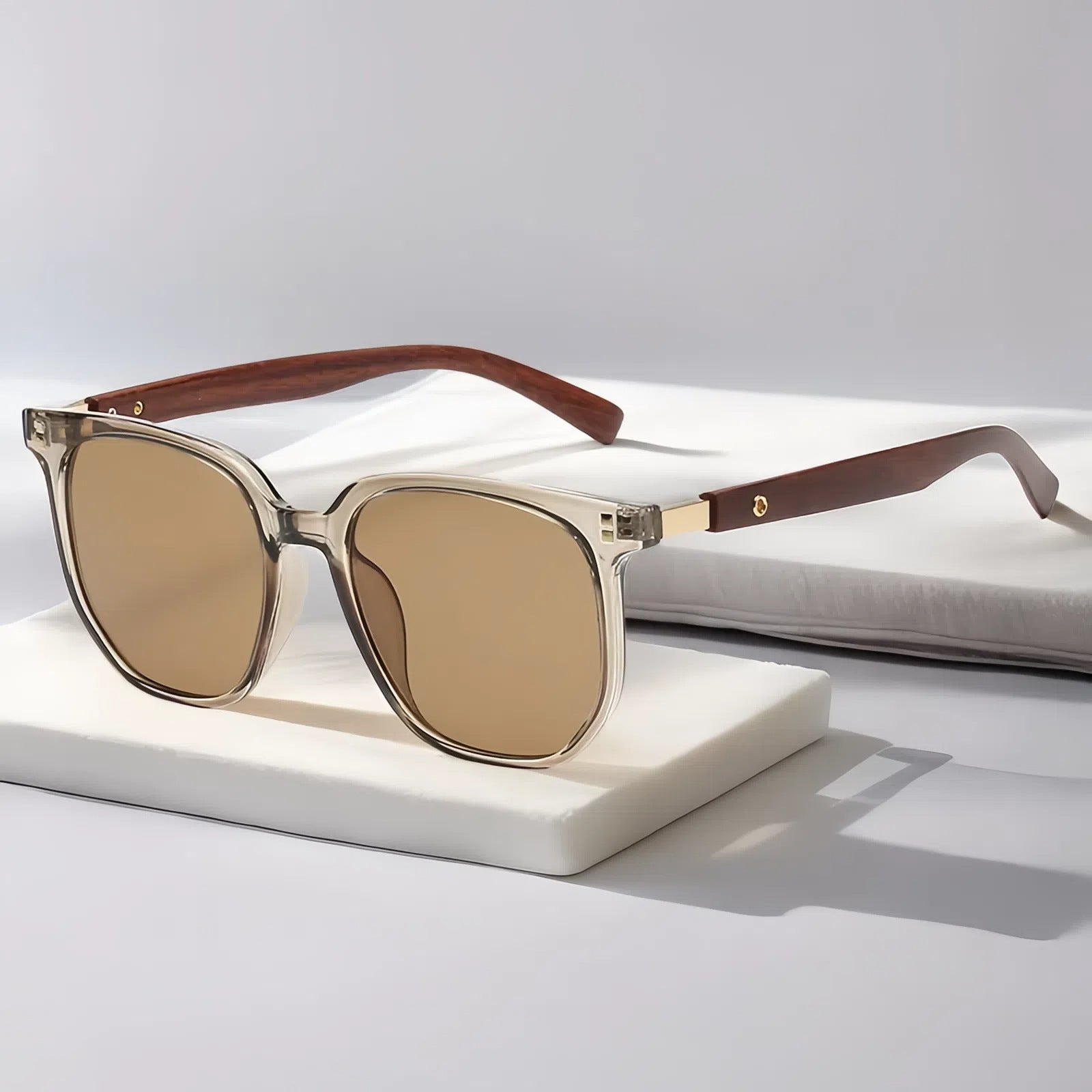 Vintage Style UV400 Unisex Wooden Shade Sunglass