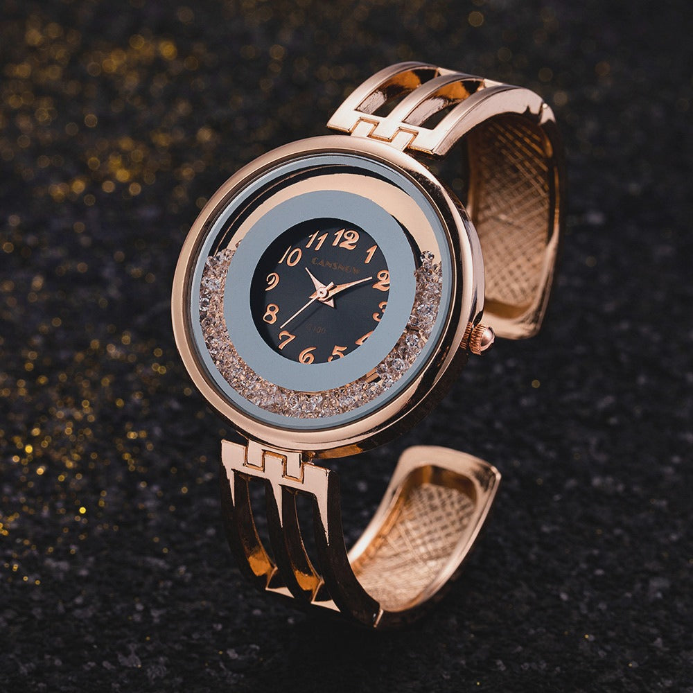 Classic Pointer Display Everyday Wear Watch