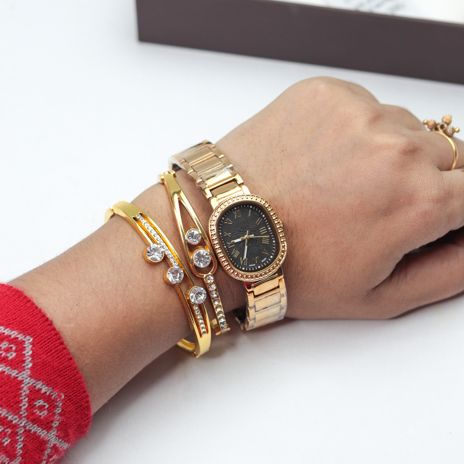 Premium Boxed Luxury Ladies Watch & Bracelet Set