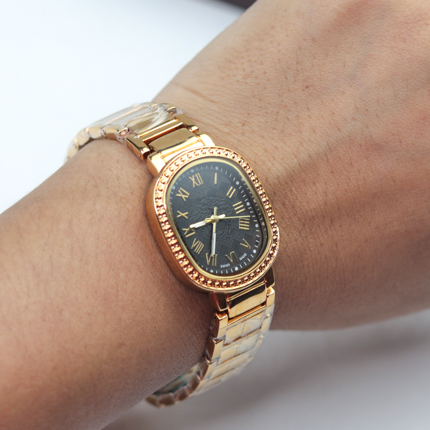 Premium Boxed Luxury Ladies Watch & Bracelet Set